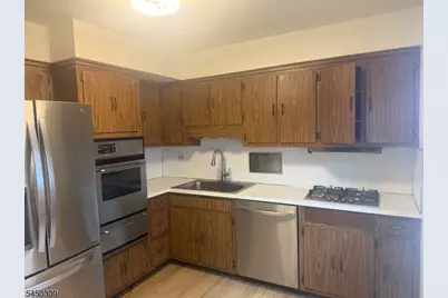43 Oakwood Ave #1, Bloomfield, NJ 07003 - Photo 1