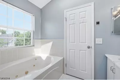 9 Balboa Ln, Franklin Township, NJ 08823 - Photo 17