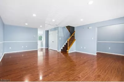 9 Balboa Ln, Franklin Township, NJ 08823 - Photo 3