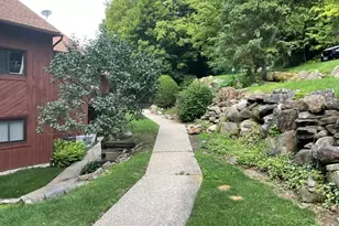 13 Great Gorge Dr, Vernon, NJ 07462 - Photo 3