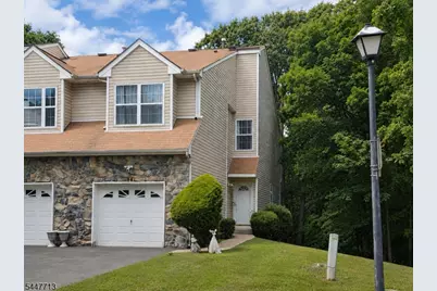 1104 Oakcroft Ln, Franklin Township, NJ 08873 - Photo 1