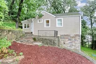 13 Mountain Glen Rd, Ringwood, NJ 07456 - Photo 1
