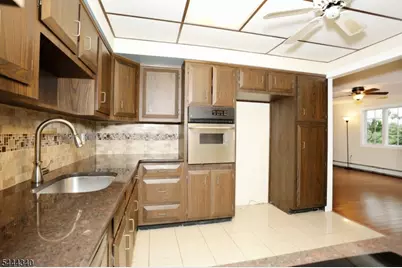 13 Mountain Glen Rd, Ringwood, NJ 07456 - Photo 11