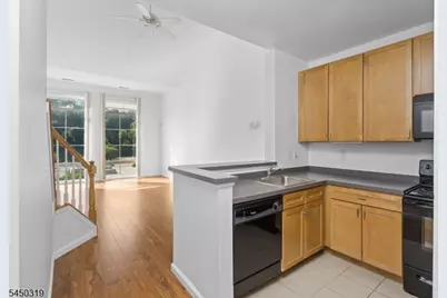 24 Ave At Port Imperial #430, West New York, NJ 07093 - Photo 9