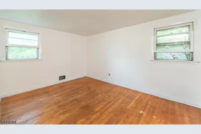 23 Lakeside Ave, Hardyston Township, NJ 07460 - Photo 21