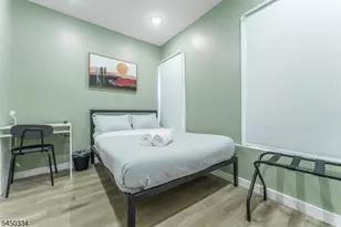 283 Dr Martin Luther King J, Newark, NJ 07102 - Photo 27