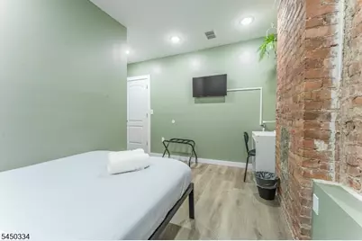 283 Dr Martin Luther King J, Newark, NJ 07102 - Photo 29