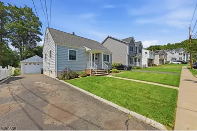 119 Ploch Rd, Clifton, NJ 07013 - Photo 3