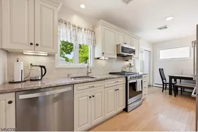 119 Ploch Rd, Clifton, NJ 07013 - Photo 9