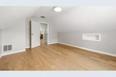 119 Ploch Rd, Clifton, NJ 07013 - Photo 21