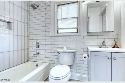 101 Carlton Ave, East Rutherford, NJ 07073 - Photo 19