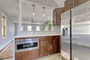 101 Carlton Ave, East Rutherford, NJ 07073 - Photo 9