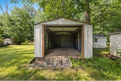 618 Wood Ave, North Brunswick Township, NJ 08902 - Photo 23
