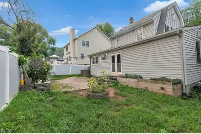 816 Cleveland Ave, Scotch Plains Township, NJ 07076 - Photo 21