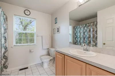 19 Heinrick Way, Bridgewater Twp., NJ 08807 - Photo 21