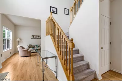 19 Heinrick Way, Bridgewater Twp., NJ 08807 - Photo 3