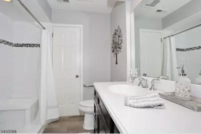 73 Konight Ct, Mahwah, NJ 07430 - Photo 17