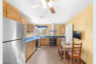 4 Fitzgerald Ave, Clifton, NJ 07011 - Photo 9