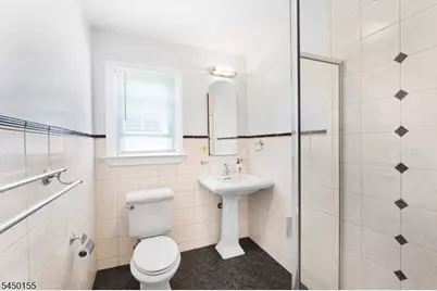 4 Fitzgerald Ave, Clifton, NJ 07011 - Photo 15