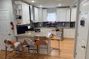 16 Wills Pl, Irvington, NJ 07111 - Photo 3