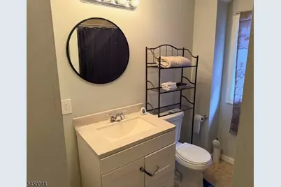 16 Wills Pl, Irvington, NJ 07111 - Photo 17