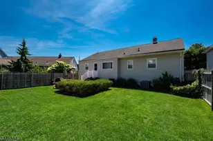 44 Lorrie Ln, Clifton, NJ 07012 - Photo 5