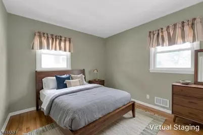 44 Lorrie Ln, Clifton, NJ 07012 - Photo 17