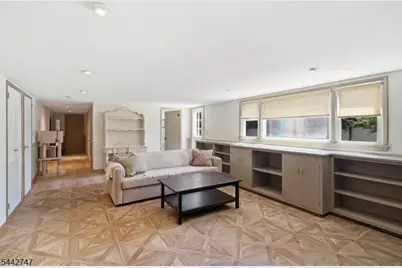 42 Sandy Hill Rd, Westfield, NJ 07090 - Photo 25