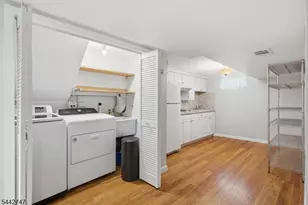 42 Sandy Hill Rd, Westfield, NJ 07090 - Photo 33