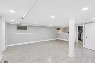 423 E Lincoln Ave, Roselle Park, NJ 07204 - Photo 15