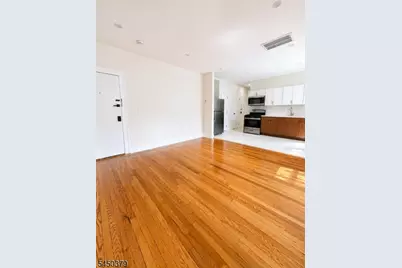 34 Feiner Pl, Irvington, NJ 07111 - Photo 9