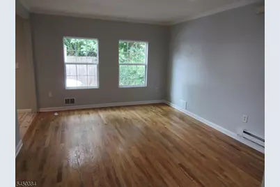 279 Oregon St, Union Township, NJ 07088 - Photo 9