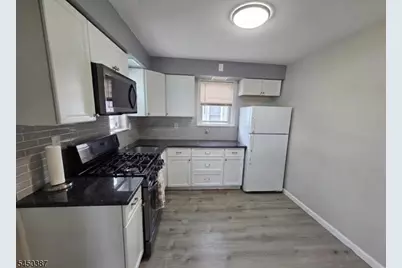 166 Carmita Ave, Rutherford, NJ 07070 - Photo 3