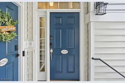 107 Brittany Ct, Clifton, NJ 07013 - Photo 3