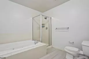 107 Brittany Ct, Clifton, NJ 07013 - Photo 19