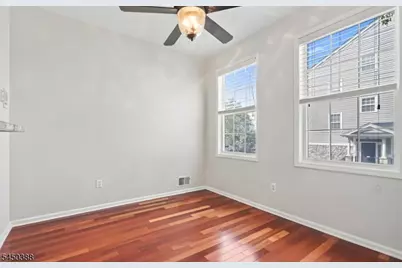 107 Brittany Ct, Clifton, NJ 07013 - Photo 7