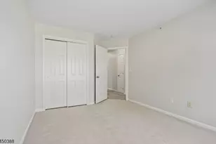107 Brittany Ct, Clifton, NJ 07013 - Photo 15