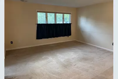 135 Westchester Ter, Clinton Township, NJ 08801 - Photo 9