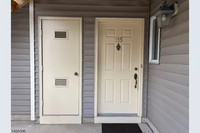 135 Westchester Ter, Clinton Township, NJ 08801 - Photo 7