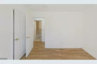 78 Beverly St, Newark, NJ 07108 - Photo 39