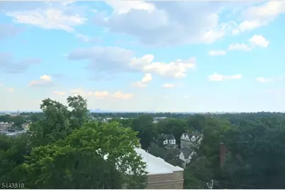 5 Roosevelt Pl #5C, Montclair, NJ 07042 - Photo 9