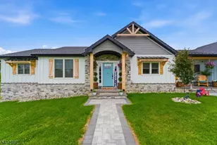 27 Sterling Dr, Wantage, NJ 07461 - Photo 5