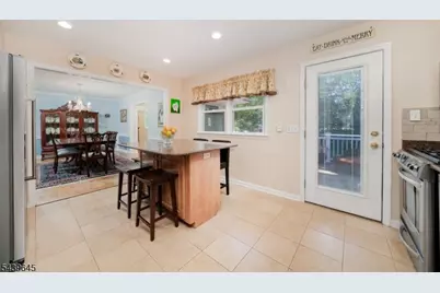 6 Woodbine Cir, New Providence, NJ 07974 - Photo 15