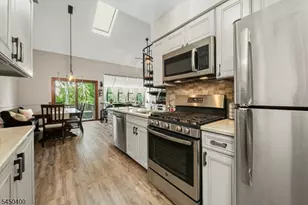 4 Augusta Dr, Vernon, NJ 07462 - Photo 17