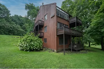 4 Augusta Dr #2, Vernon, NJ 07462 - Photo 3