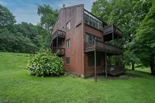 4 Augusta Dr, Vernon, NJ 07462 - Photo 3