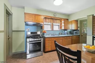 12 Montclair Ave, Nutley, NJ 07110 - Photo 9