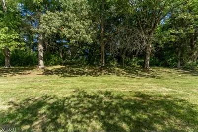 65 Hampshire Dr, Mendham, NJ 07945 - Photo 21