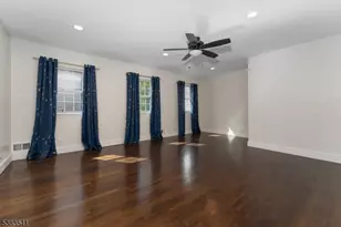 65 Hampshire Dr, Mendham, NJ 07945 - Photo 15