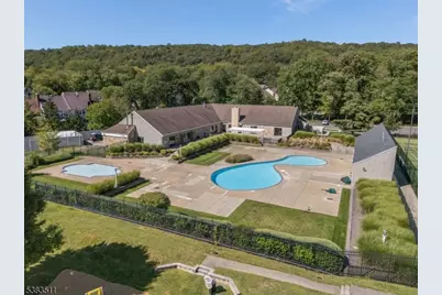65 Hampshire Dr, Mendham, NJ 07945 - Photo 31